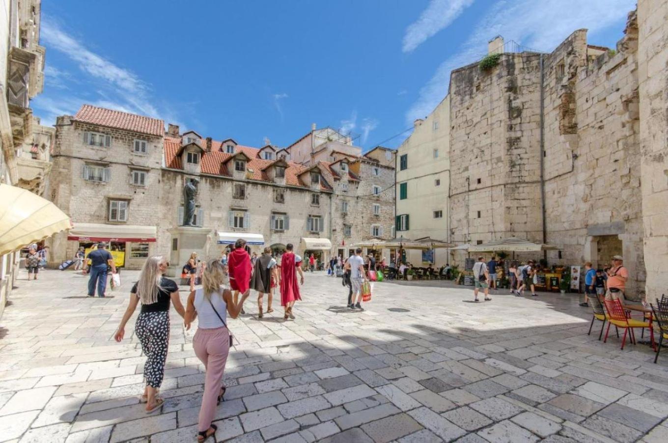 Stone Pearl Heritage Luxury Suite Split Exterior foto